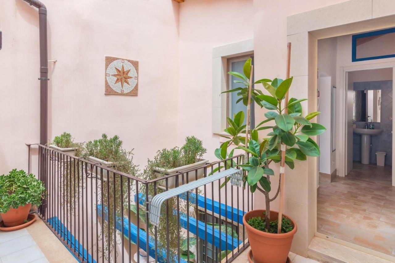 Il Riad Del Capitano Syrakus Exterior foto